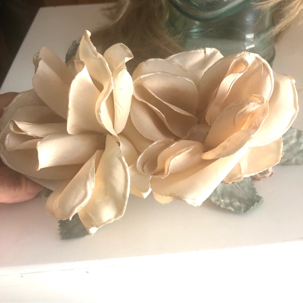 SOLD Vintage Barabara Allen custom raffia hat w detachable flower ornament - Picture 8 of 11